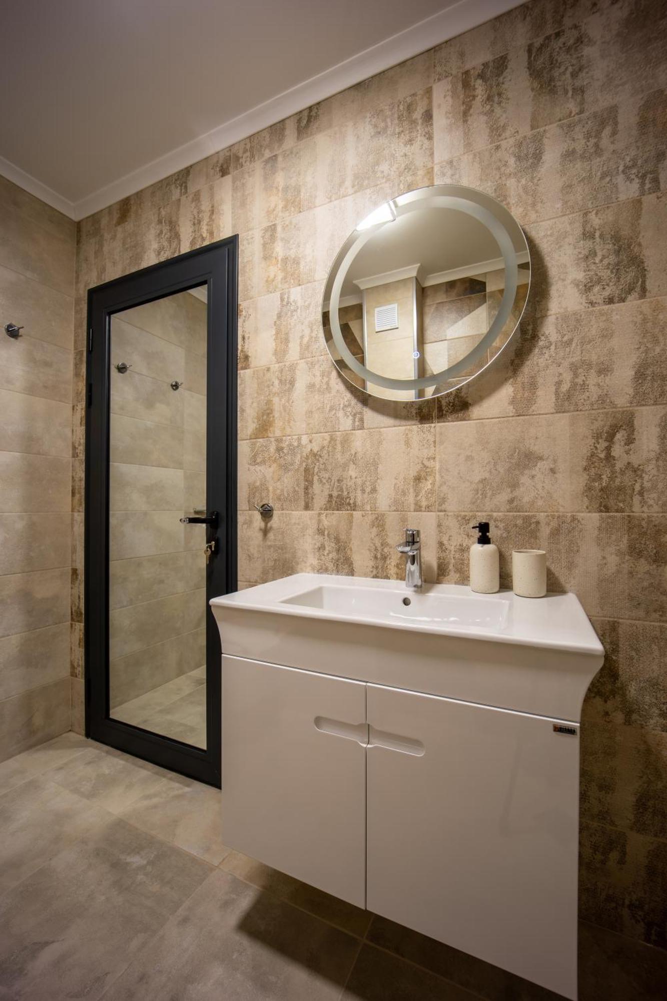 City Center Apartments Kyrdżali Zewnętrze zdjęcie