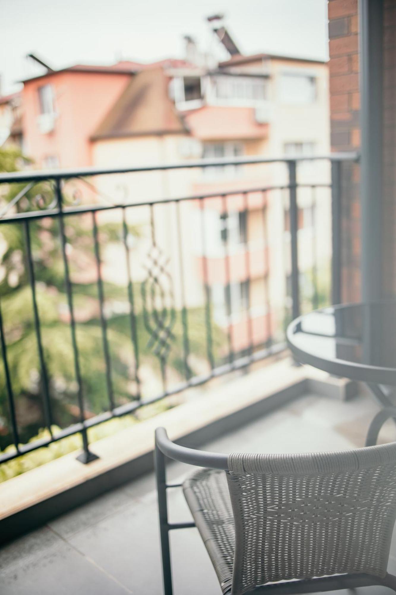 City Center Apartments Kyrdżali Zewnętrze zdjęcie