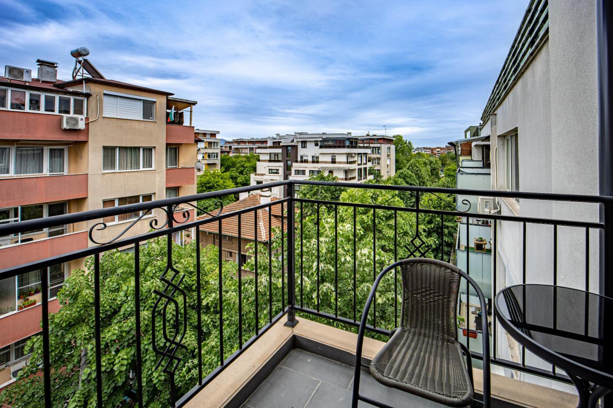 City Center Apartments Kyrdżali Zewnętrze zdjęcie