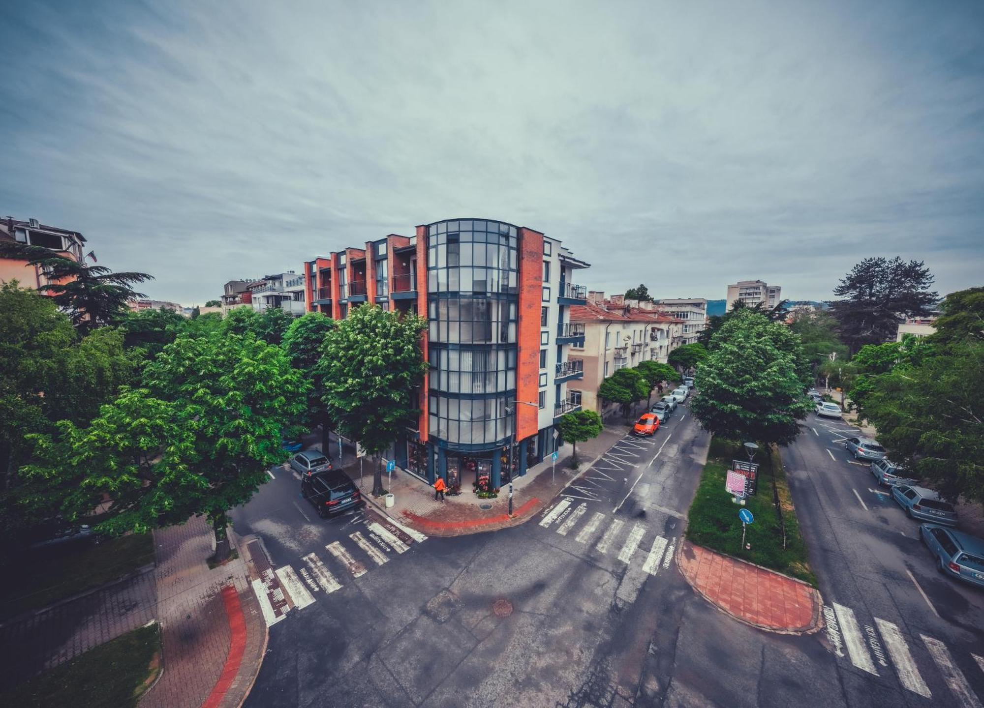 City Center Apartments Kyrdżali Zewnętrze zdjęcie